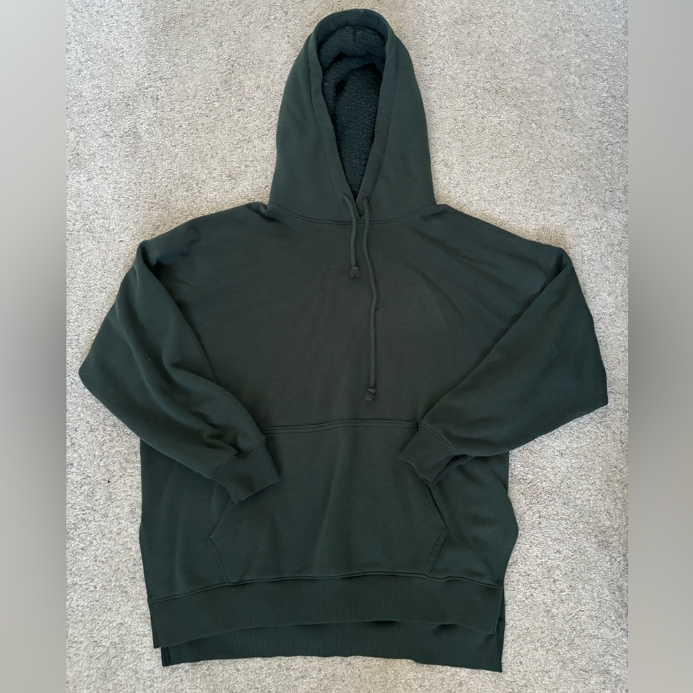 Green sweatshirt
